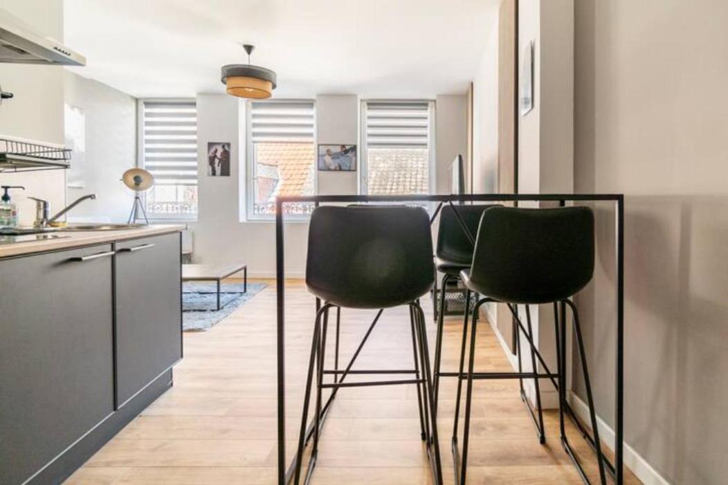 Voyage En Duplex En Hyper Centre Apartment Valenciennes Exterior photo